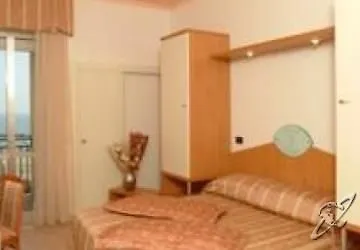 Hotel Bridge Bellaria-Igea Marina